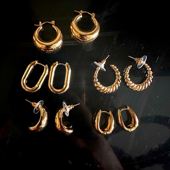 Gold Earring Bundle - Picture 1 of 1